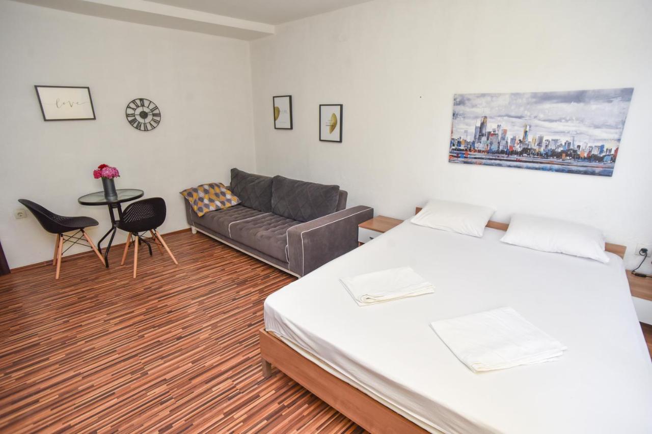 בודווה Apartments Bjelanovic מראה חיצוני תמונה