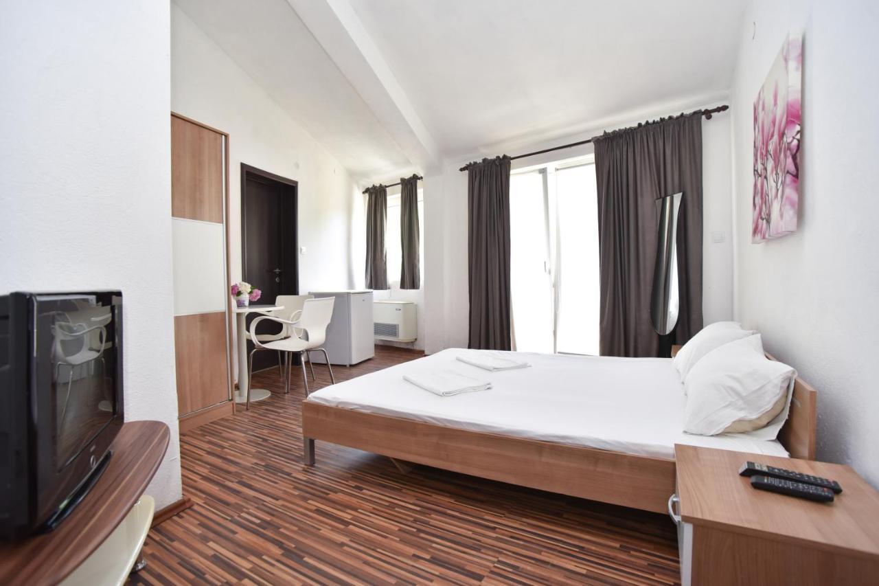 בודווה Apartments Bjelanovic מראה חיצוני תמונה