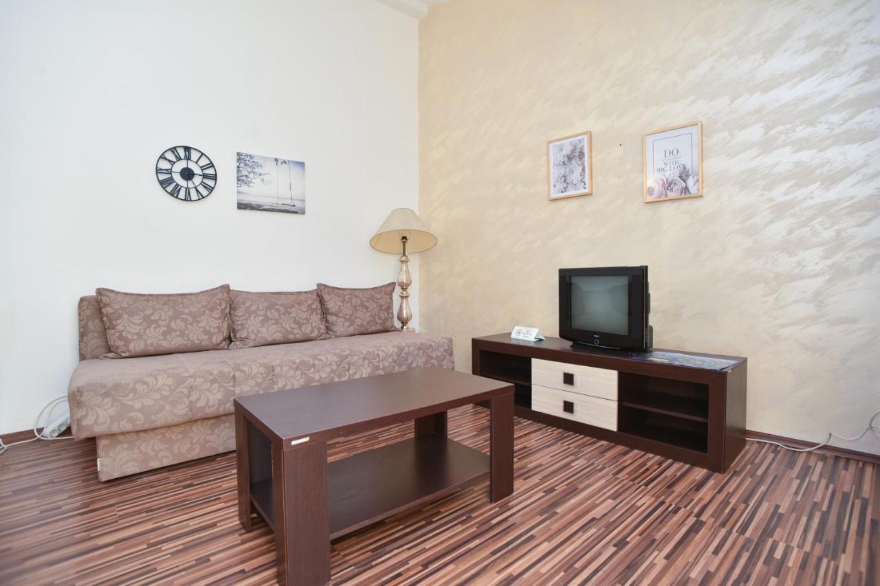בודווה Apartments Bjelanovic מראה חיצוני תמונה