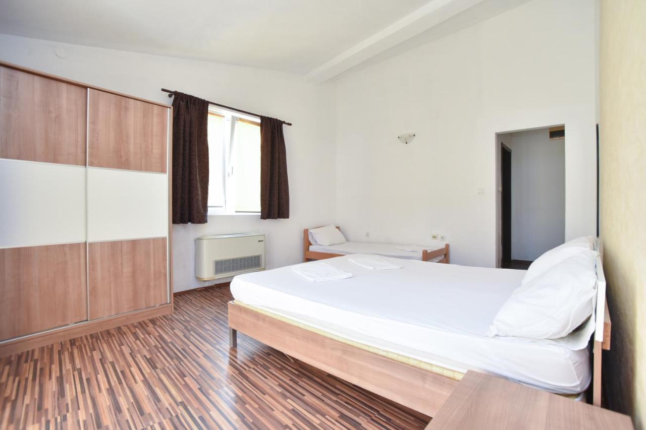 בודווה Apartments Bjelanovic מראה חיצוני תמונה